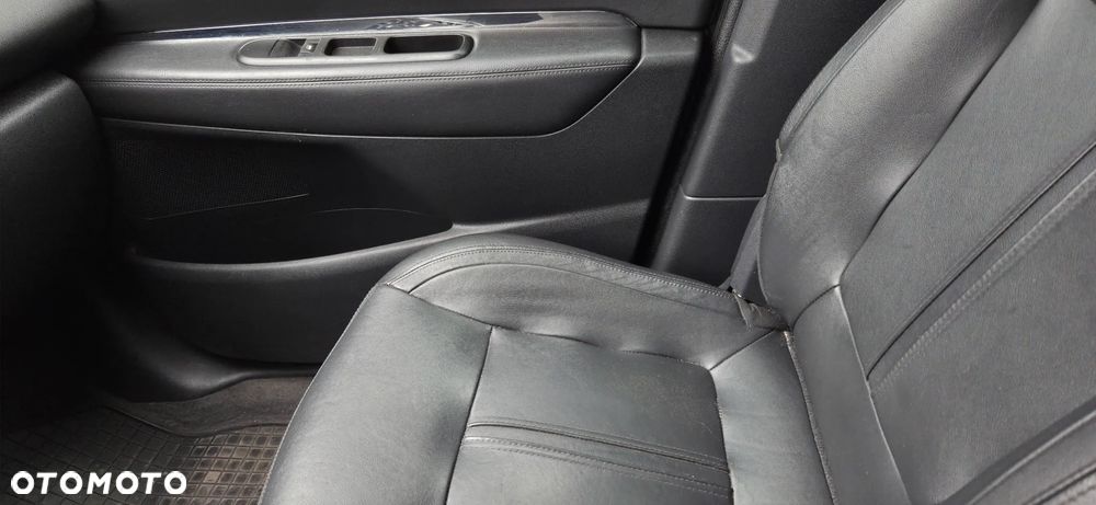 Peugeot 5008 HDI 150 Allure - 10