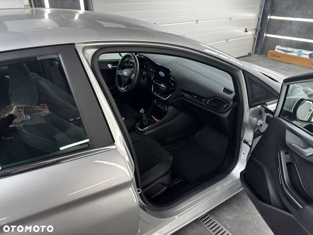 Ford Fiesta 1.1 Titanium - 29