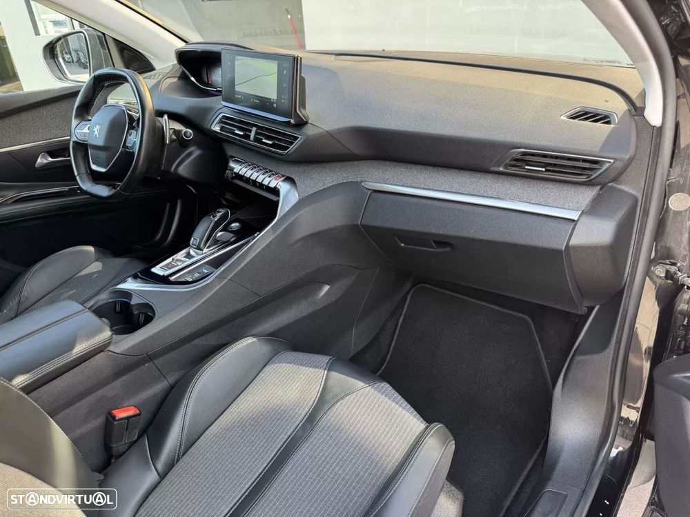 Peugeot 3008 PureTech 130 Stop & Start GPF EAT8 Allure Pack - 53