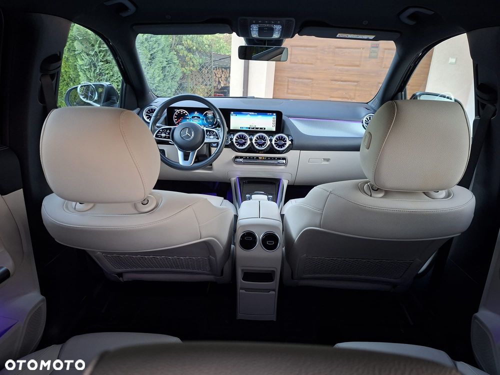 Mercedes-Benz EQA 250+ Electric Art - 22