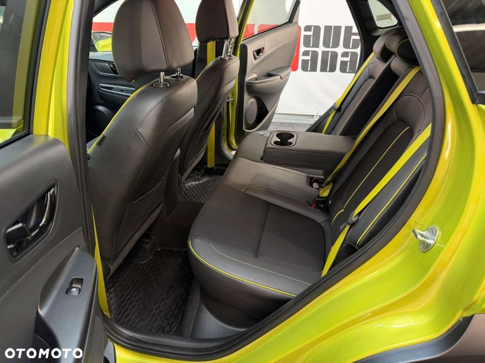 Hyundai Kona - 33