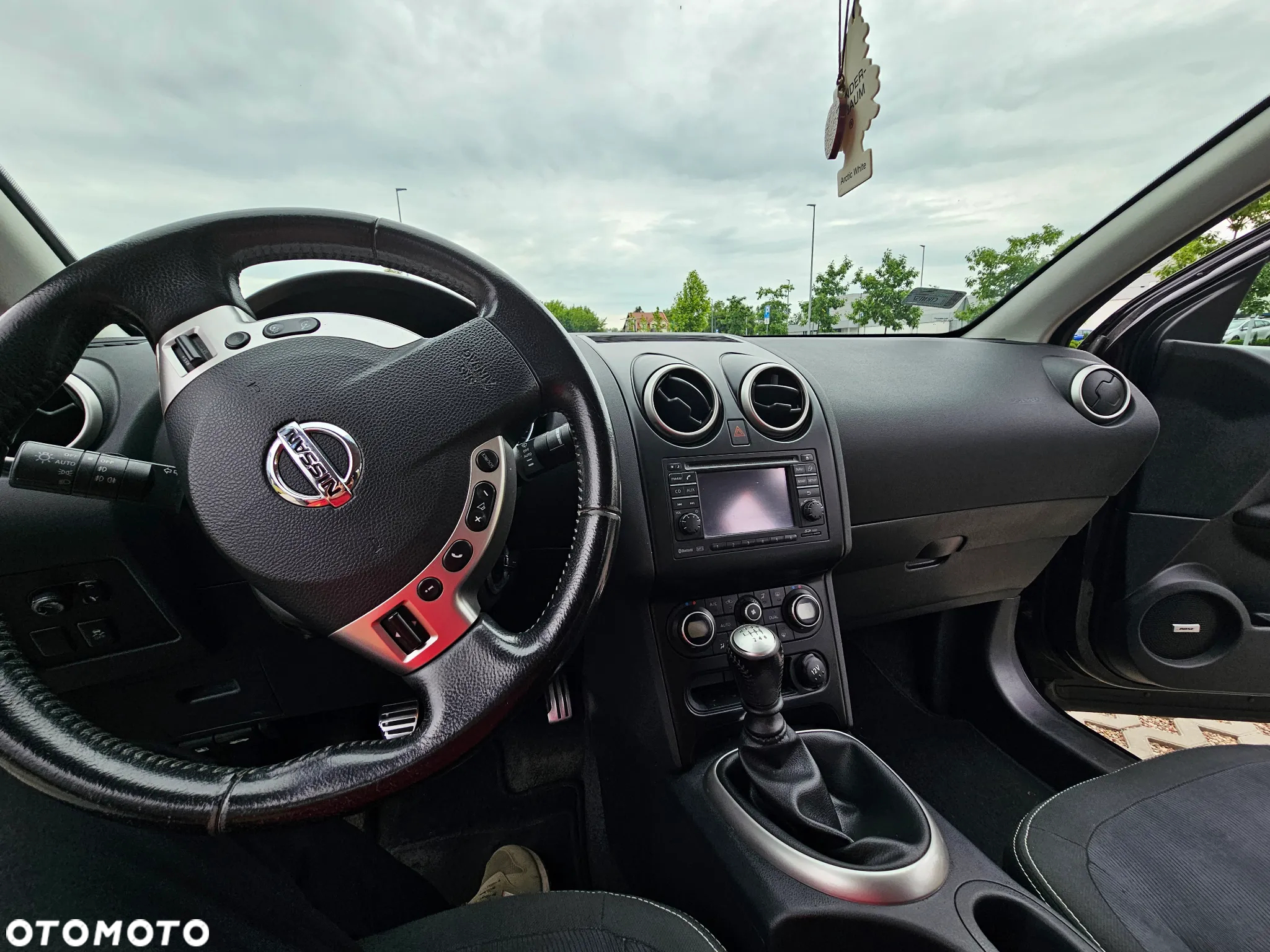 Nissan Qashqai 2.0 dCi DPF tekna - 11