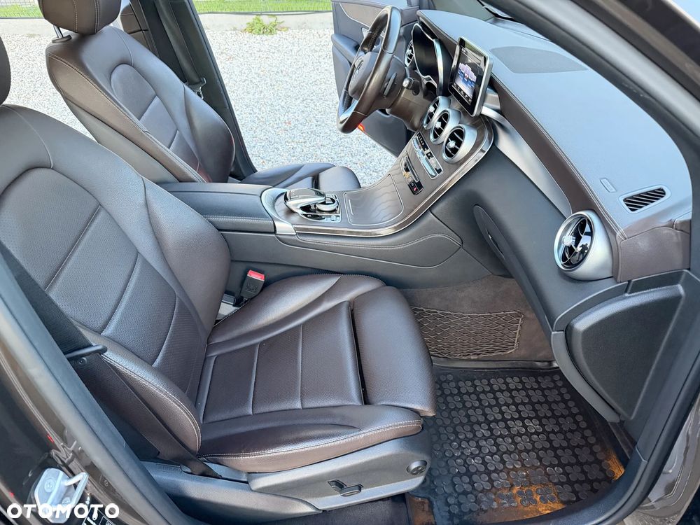 Mercedes-Benz GLC - 8