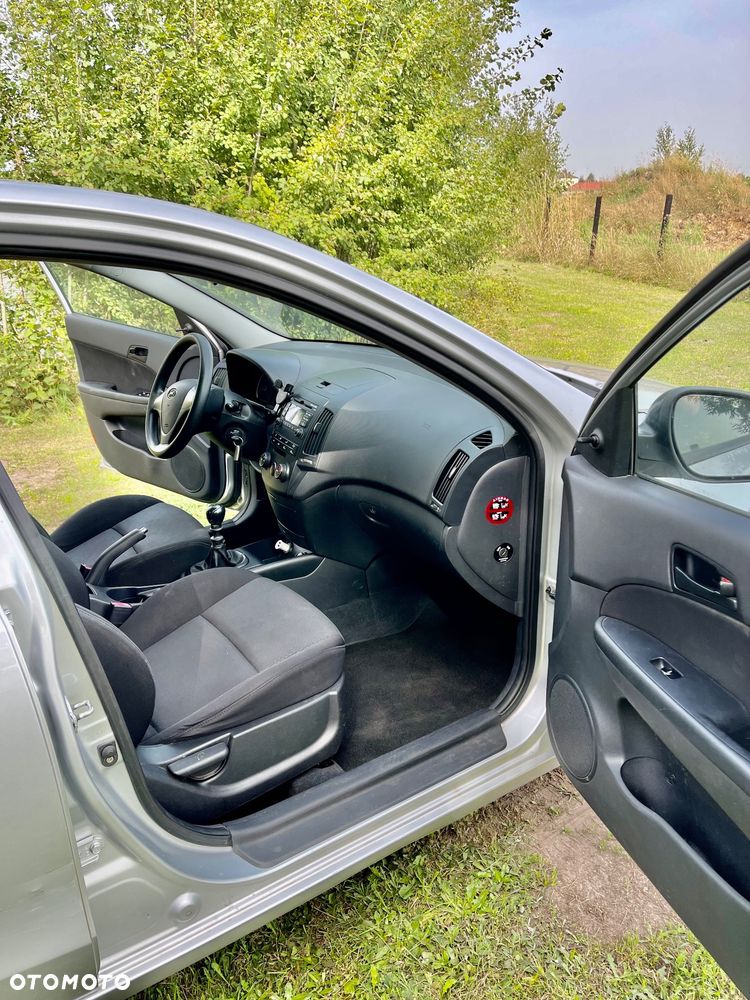 Hyundai i30 1.6 CRDi Classic - 13