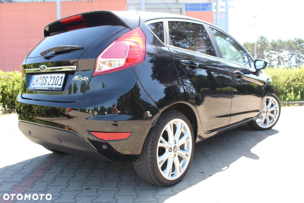 Ford Fiesta 1.0 EcoBoost Titanium - 21