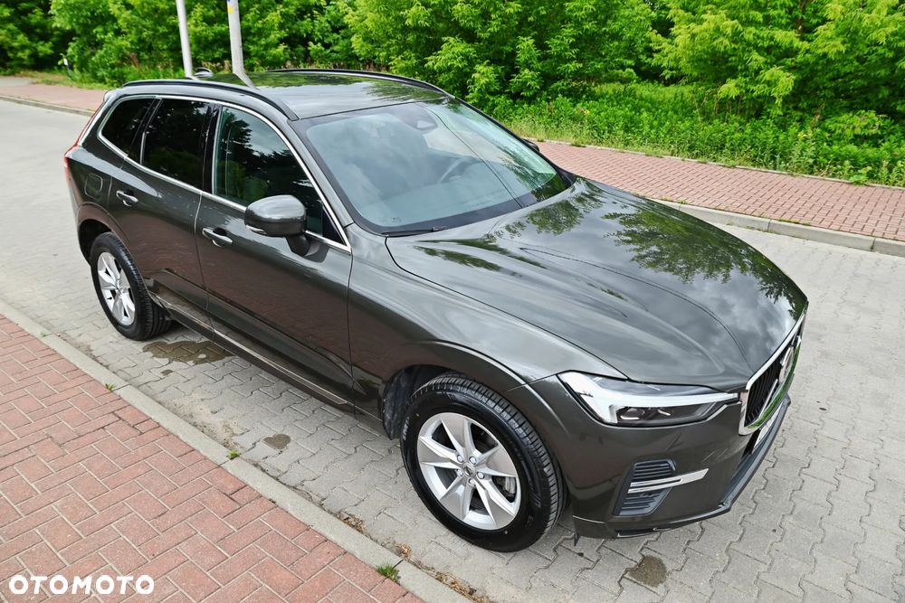 Volvo XC 60 B4 D AWD Geartronic Momentum Pro - 12