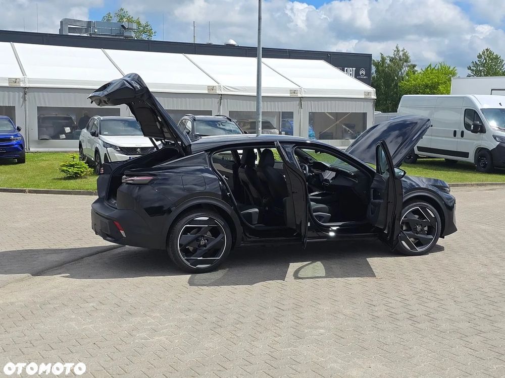 Peugeot 408 - 21