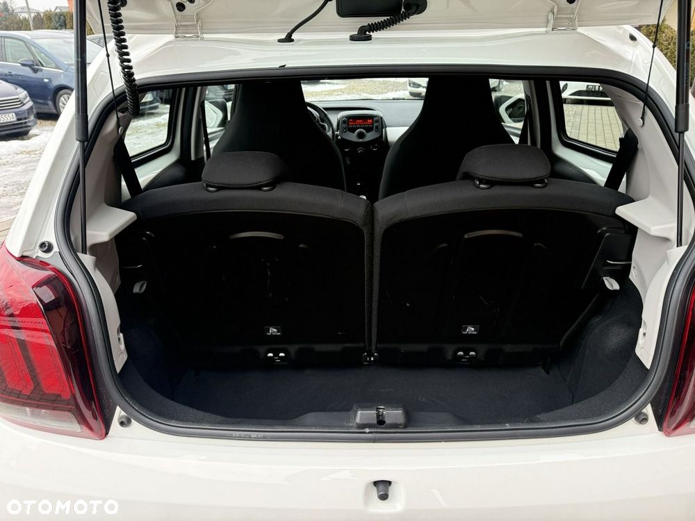 Peugeot 108 - 24
