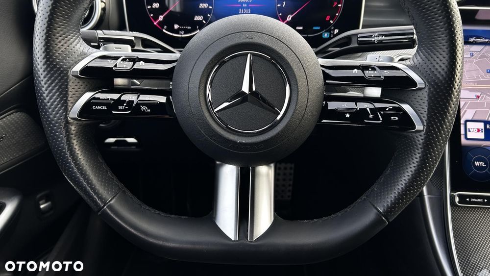 Mercedes-Benz Klasa C 180 mHEV AMG - 16