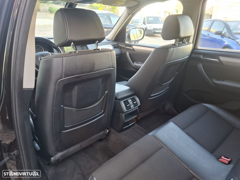 BMW X3 18 d sDrive Auto - 31