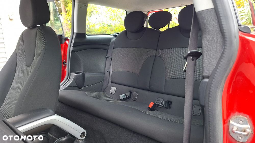 MINI Clubman Cooper D - 16