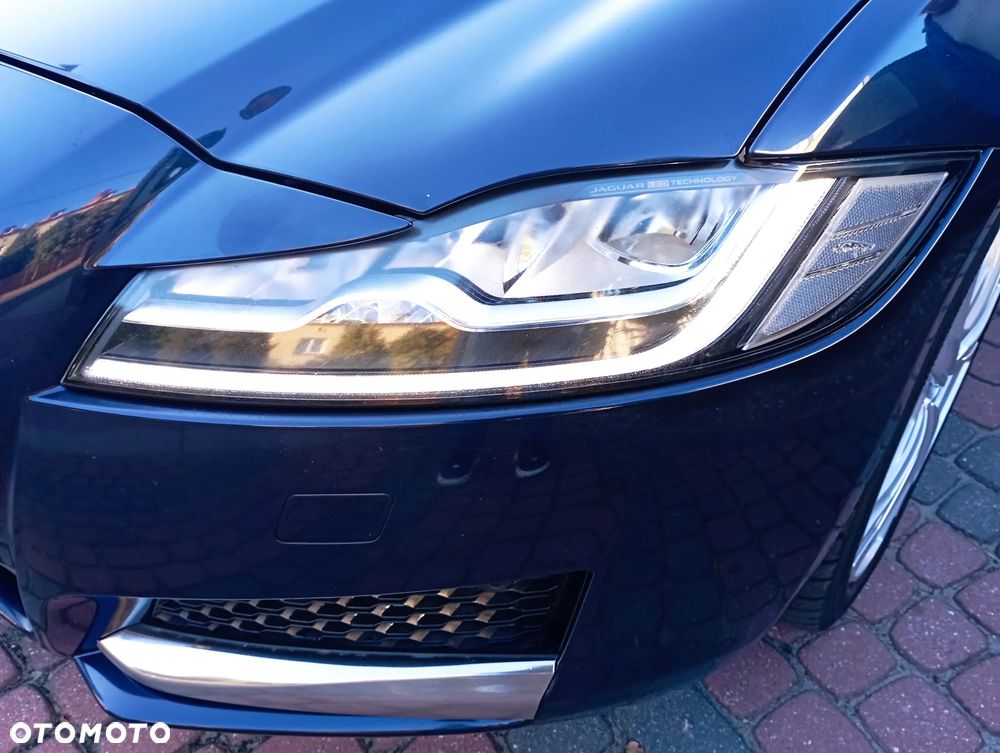 Jaguar XF 2.0 i4D Prestige - 26