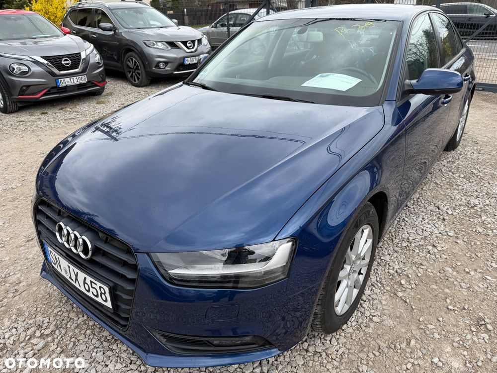 Audi A4 Limousine - 9