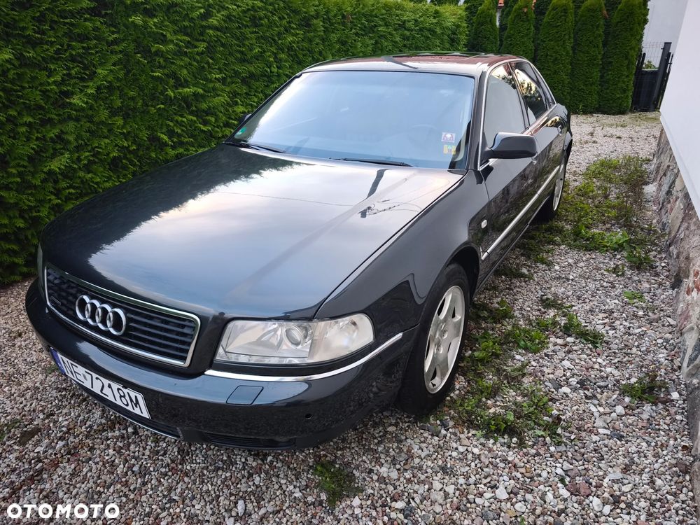 Audi A8 1999 photo 2
