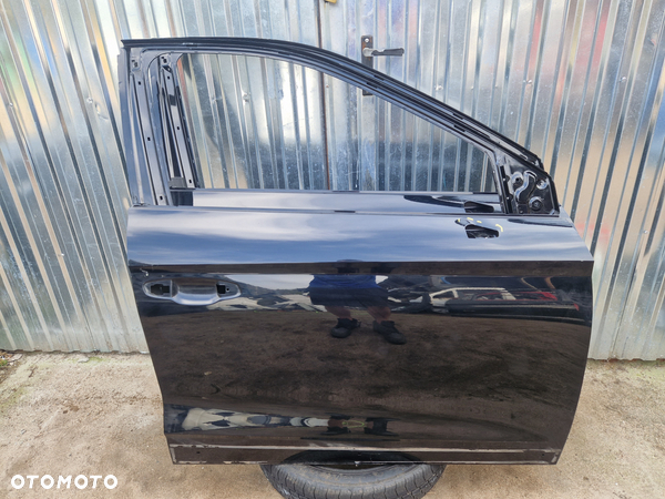 Seat Arona 6F9 Drzwi Prawe Przód Przednie