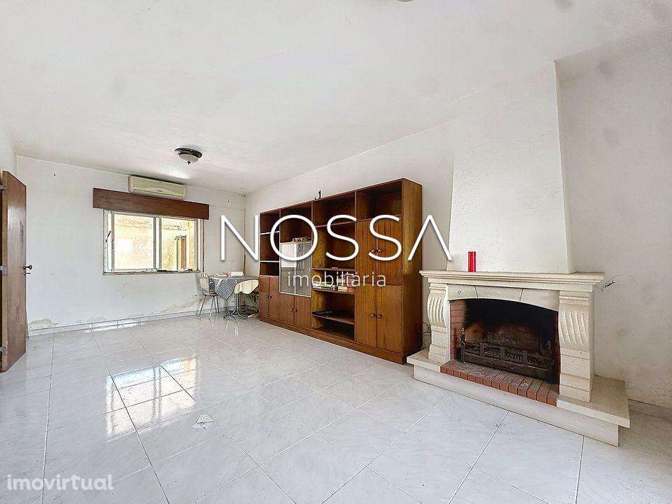 Moradia T5 em Fernão Ferro - Grande imagem: 2/60