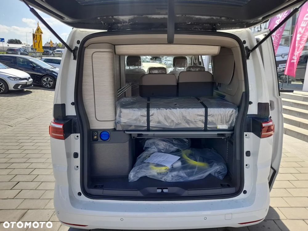 Volkswagen Multivan - 16