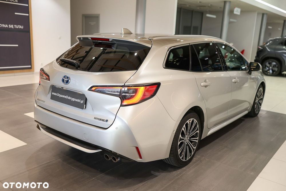 Toyota Corolla - 10