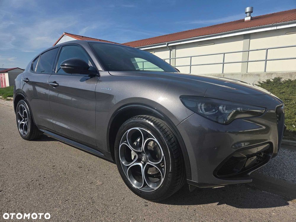 Alfa Romeo Stelvio - 6