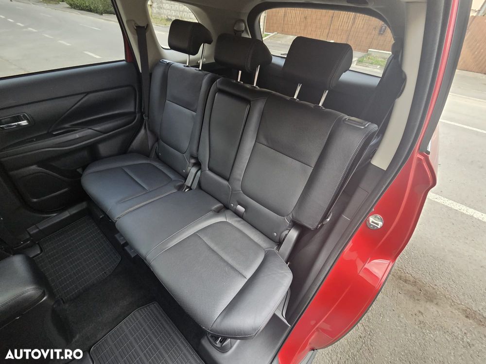 Mitsubishi Outlander 2.2 DI-D 4WD Automatik Top - 21