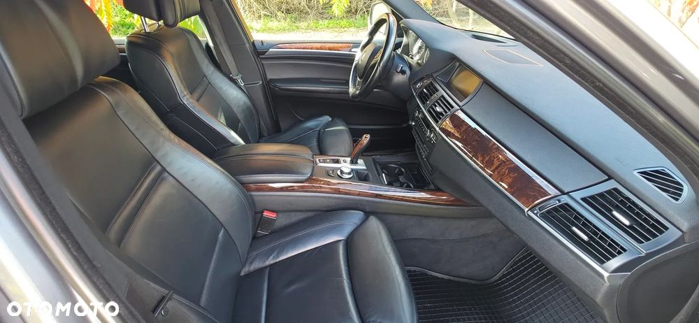 BMW X5 3.0sd xDrive - 9