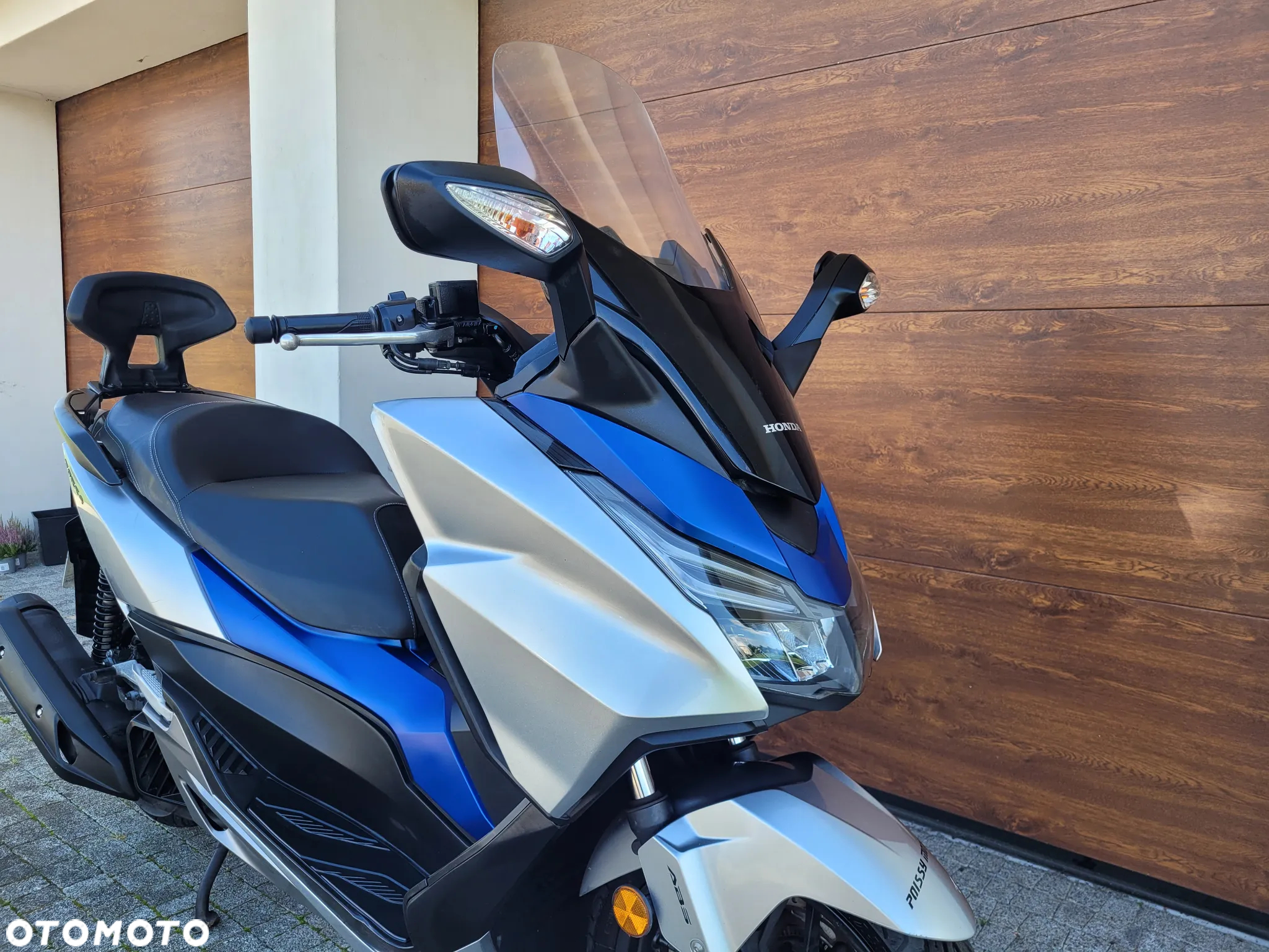 Honda NSS - 22