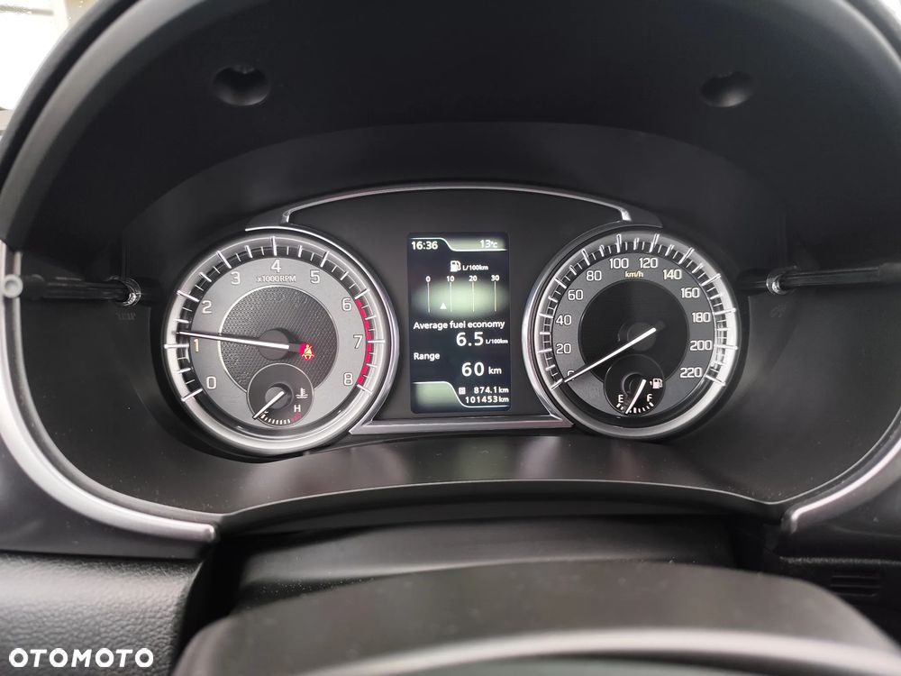Suzuki Vitara 1.4 Boosterjet Premium 2WD - 22
