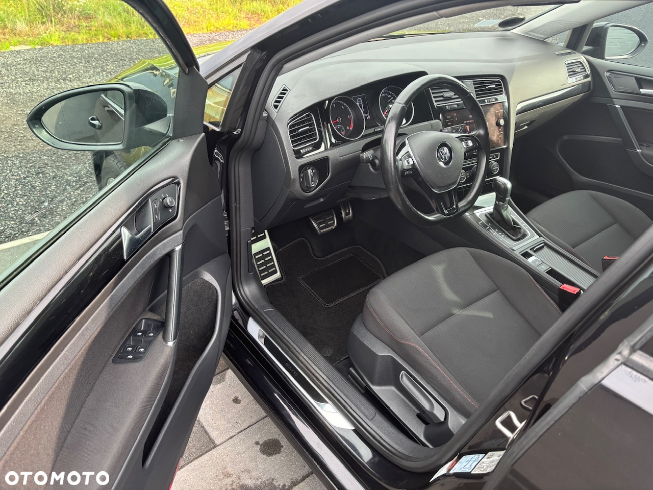 Volkswagen Golf 2.0 TDI DSG Sound - 9