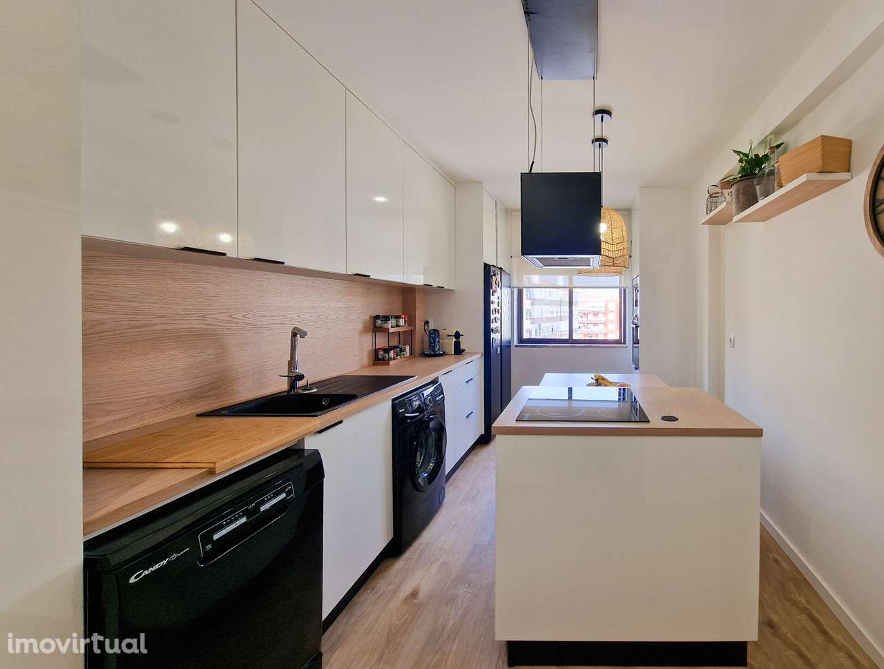 Amora - Apartamento de 4 assoalhadas com  113m2, RENOVADO recentemente - Grande imagem: 2/30