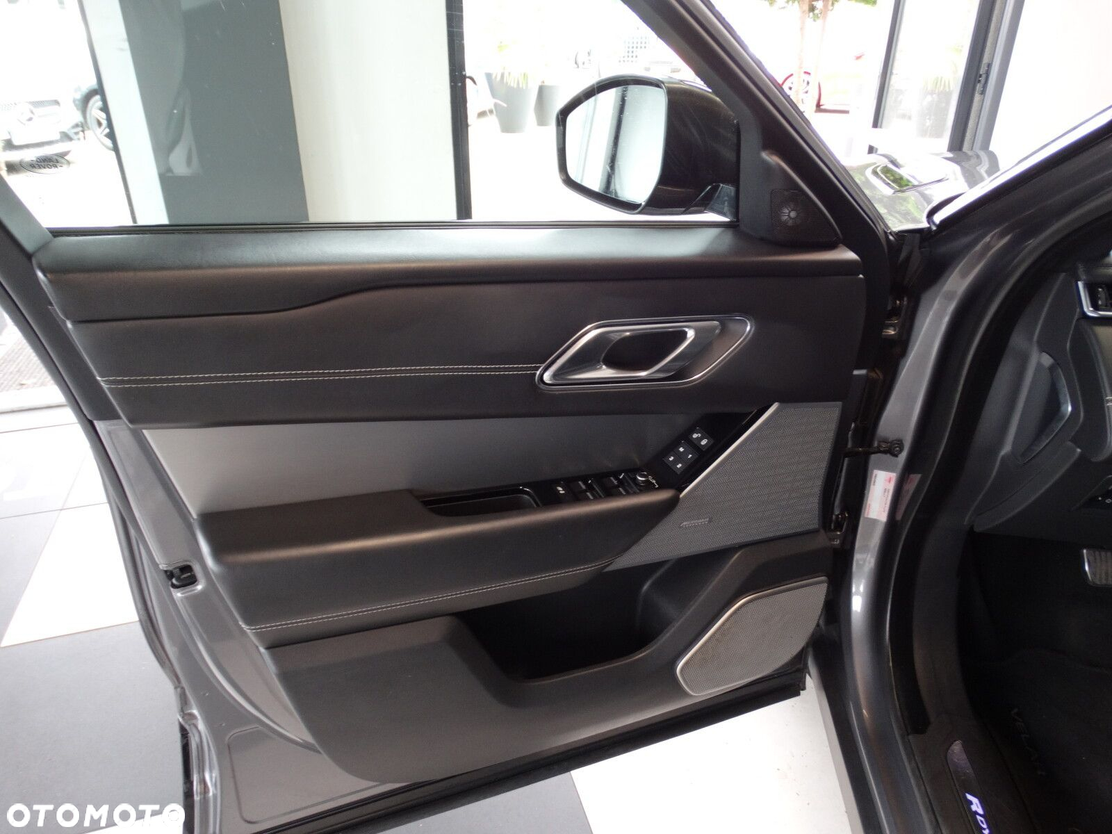 Land Rover Range Rover Velar - 17