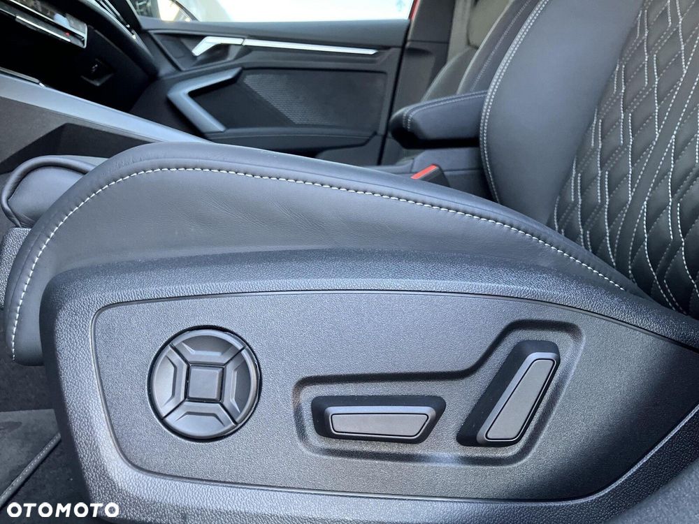 Audi S3 Sportback TFSI Quattro S tronic - 14