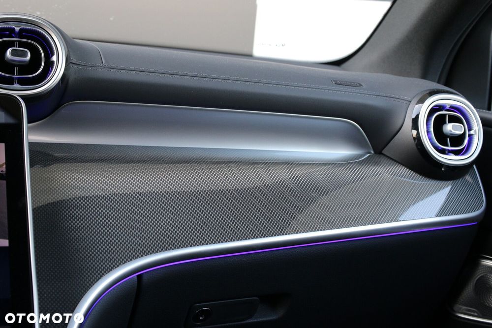 Mercedes-Benz GLC - 17