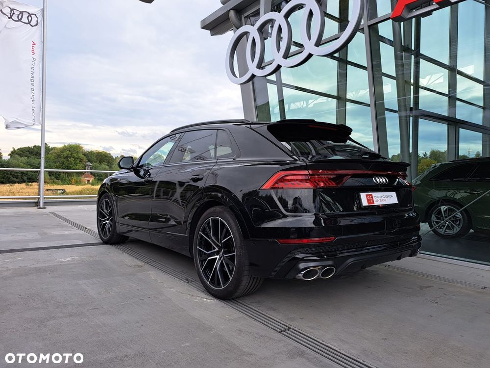 Audi Q8 - 2