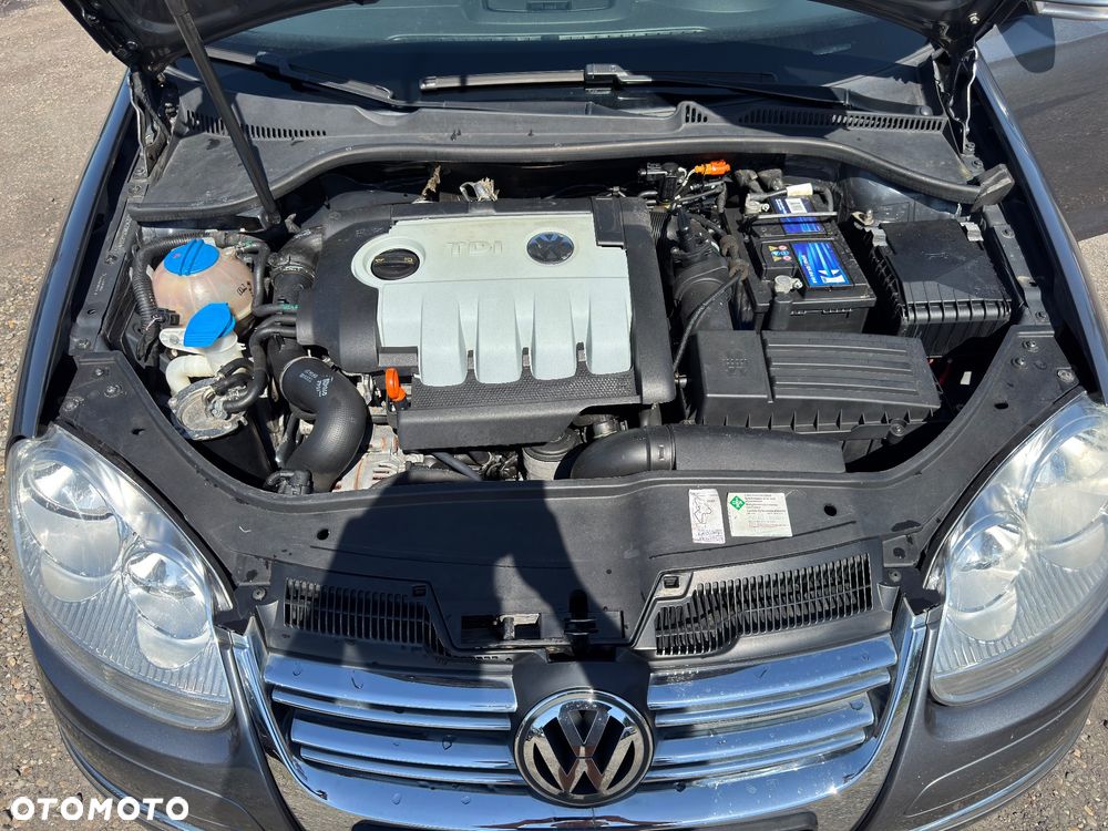 Volkswagen Golf 1.9 TDI DPF Comfortline - 31