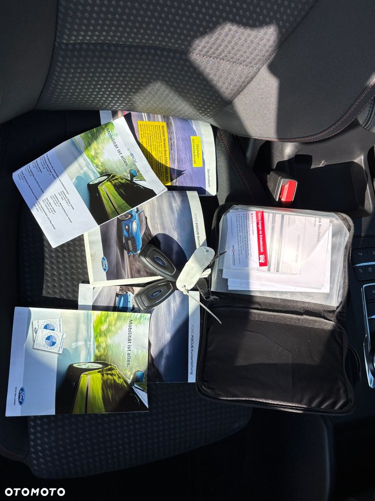 Ford Focus 1.0 EcoBoost ST-Line ASS PowerShift - 28