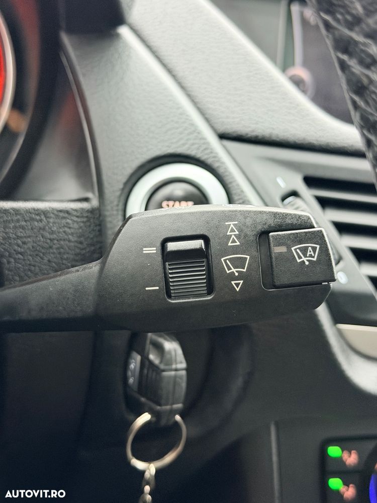 BMW X1 sDrive18d - 31