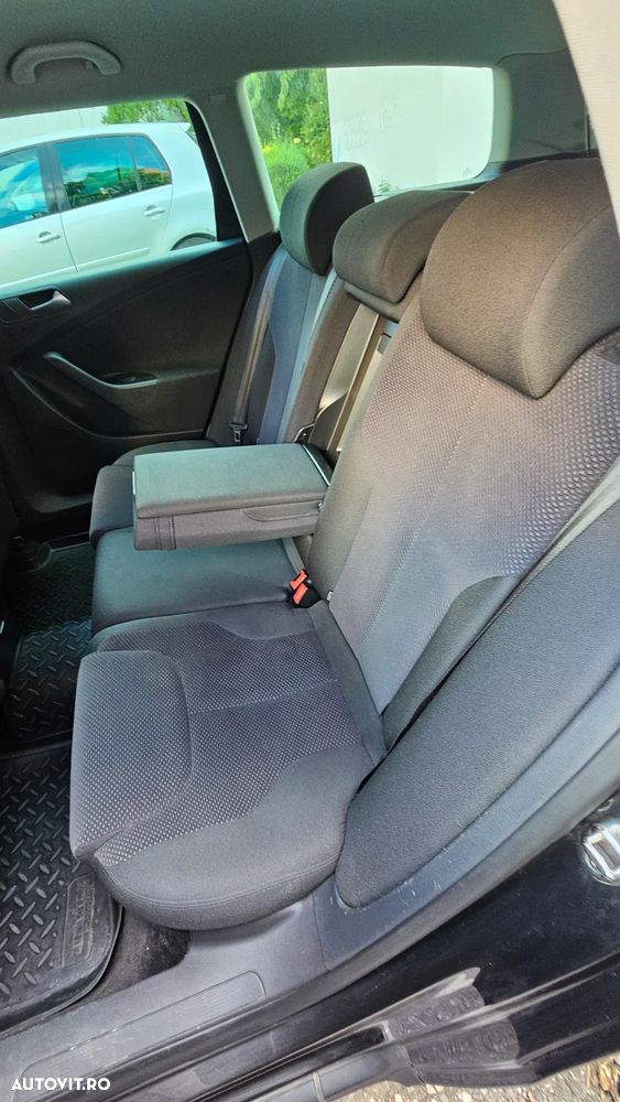 Volkswagen Passat 2.0 TDI DSG Comfortline - 8