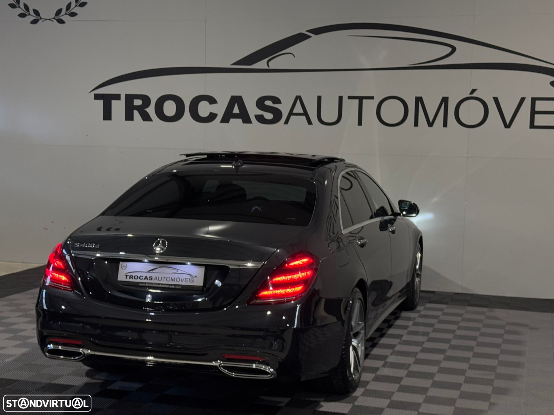 Mercedes-Benz S 400 d Longo - 32