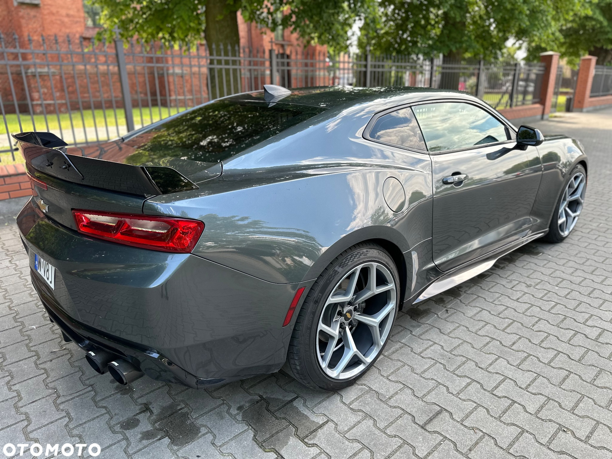 Chevrolet Camaro - 8
