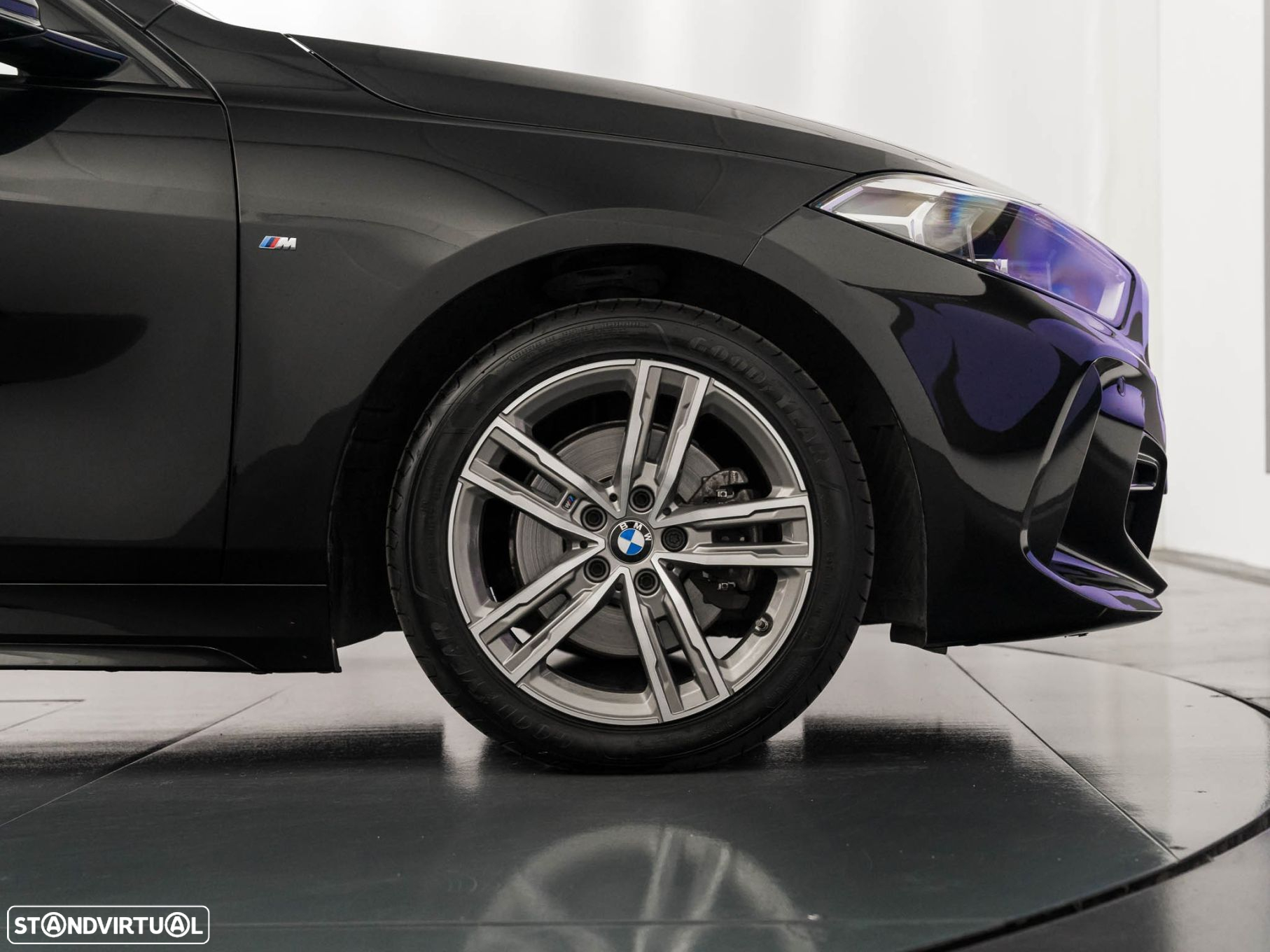 BMW 116 d Pack Desportivo M - 10
