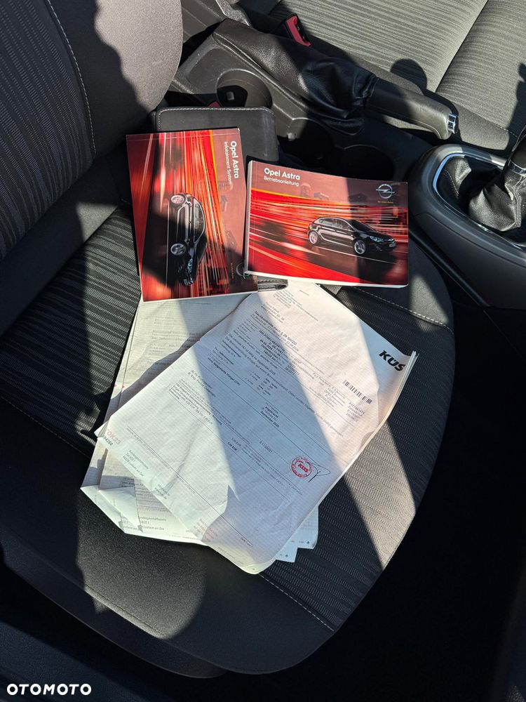 Opel Astra 1.4 Turbo Active - 10