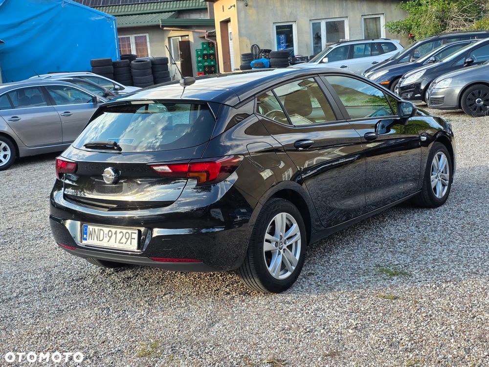 Opel Astra 1.2 T Edition S&S - 3