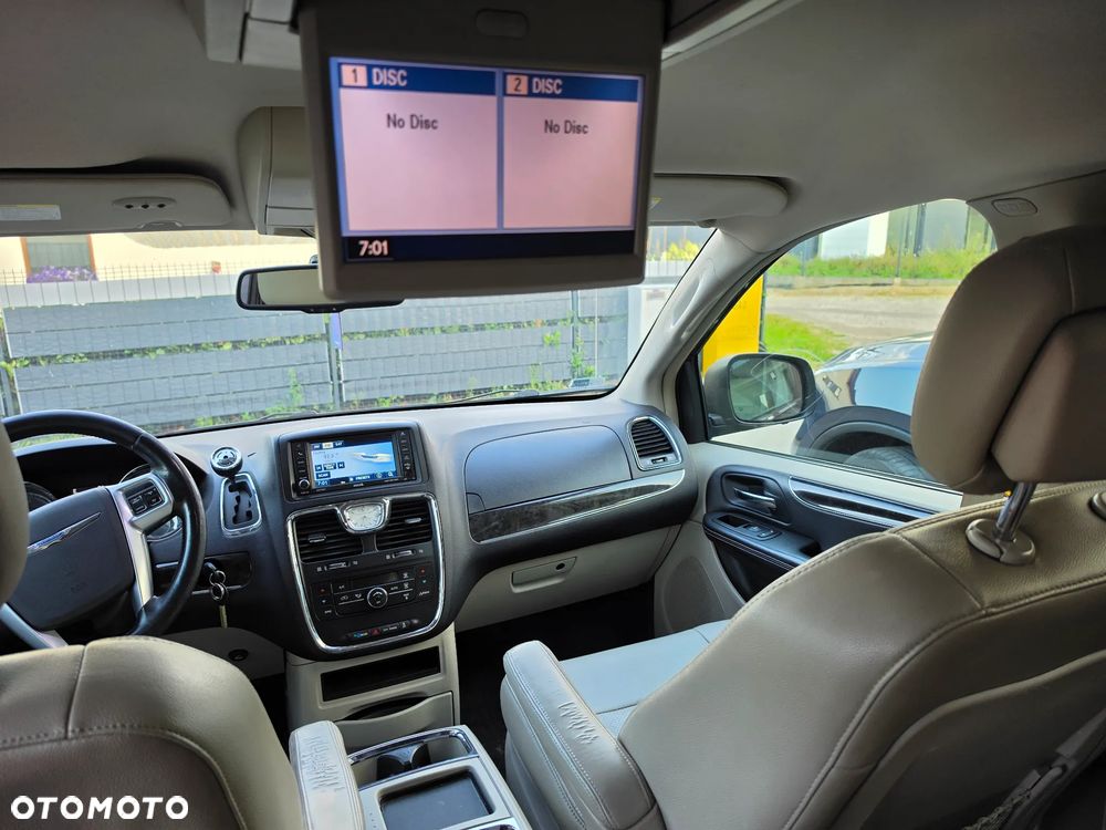 Chrysler Town & Country 3.6 Touring - 4