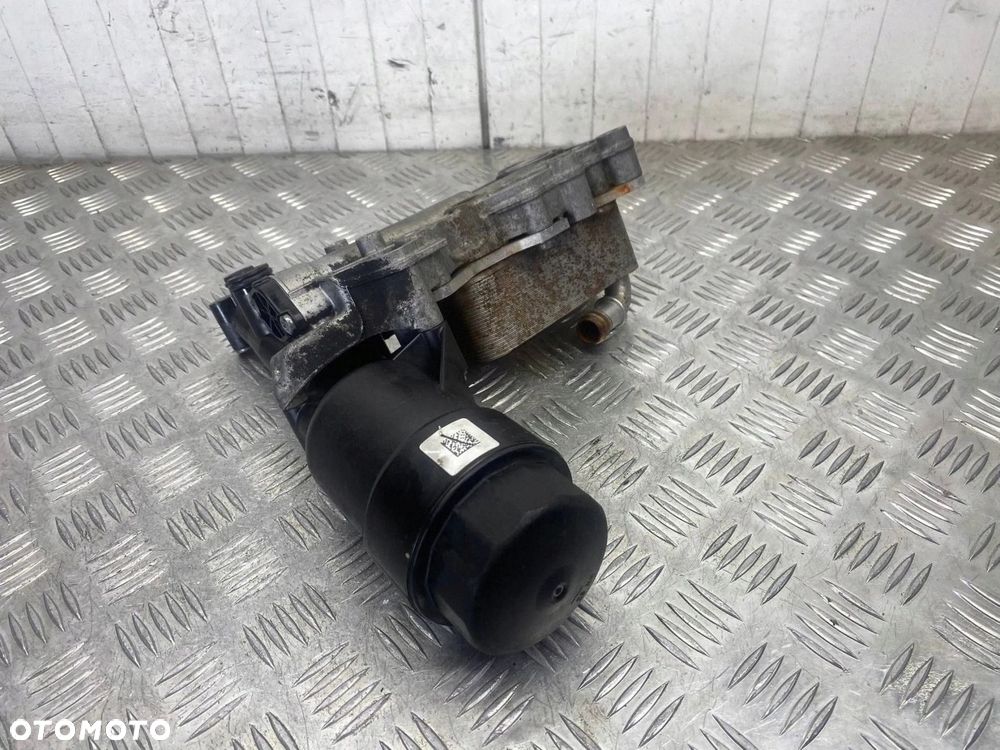PODSTAWA CHŁODNICZKA OLEJU MERCEDES W205 W212 W906 2.2 CDI A6511801165 - 12