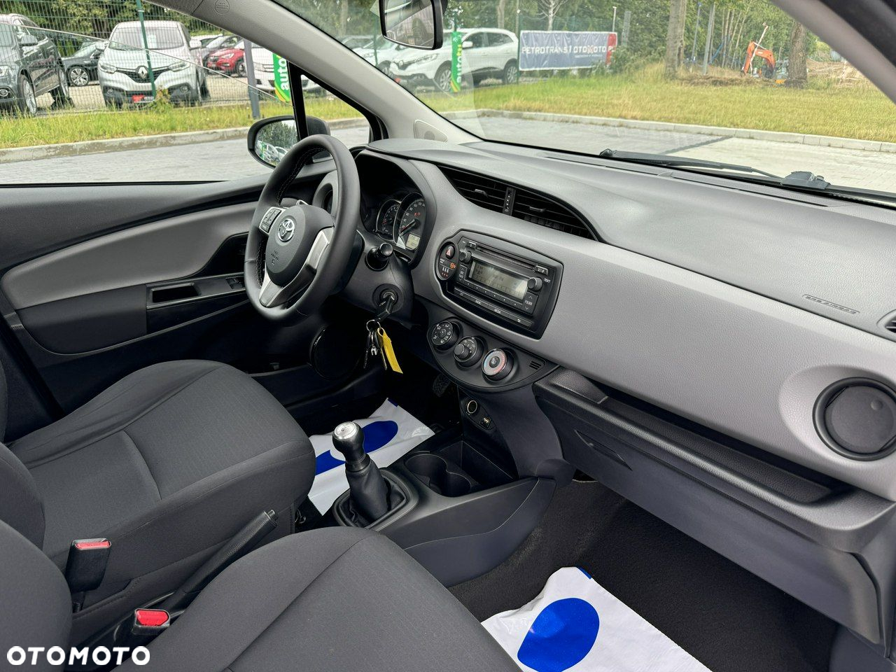Toyota Yaris - 30