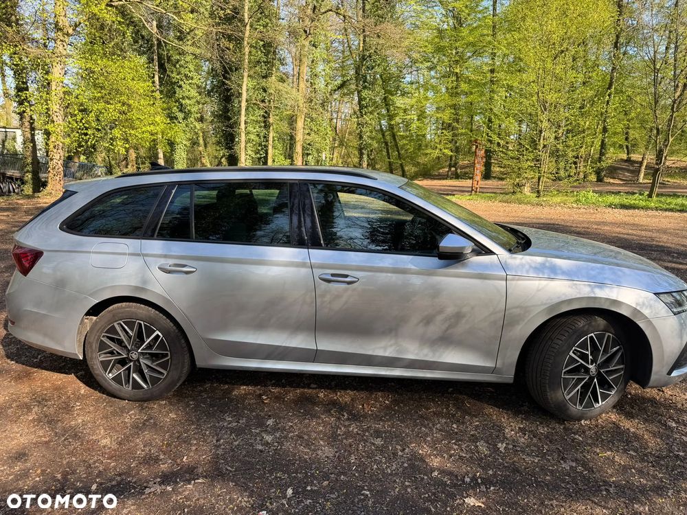 Skoda Octavia ver-2-0-tdi-ambition-dsg - 5