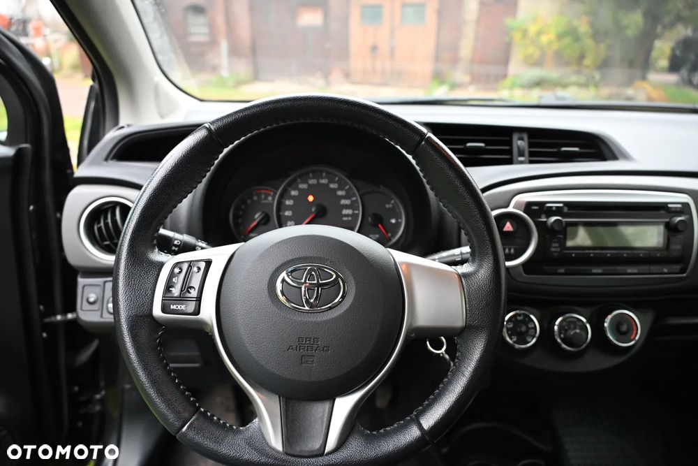 Toyota Yaris 1.0 Active - 5
