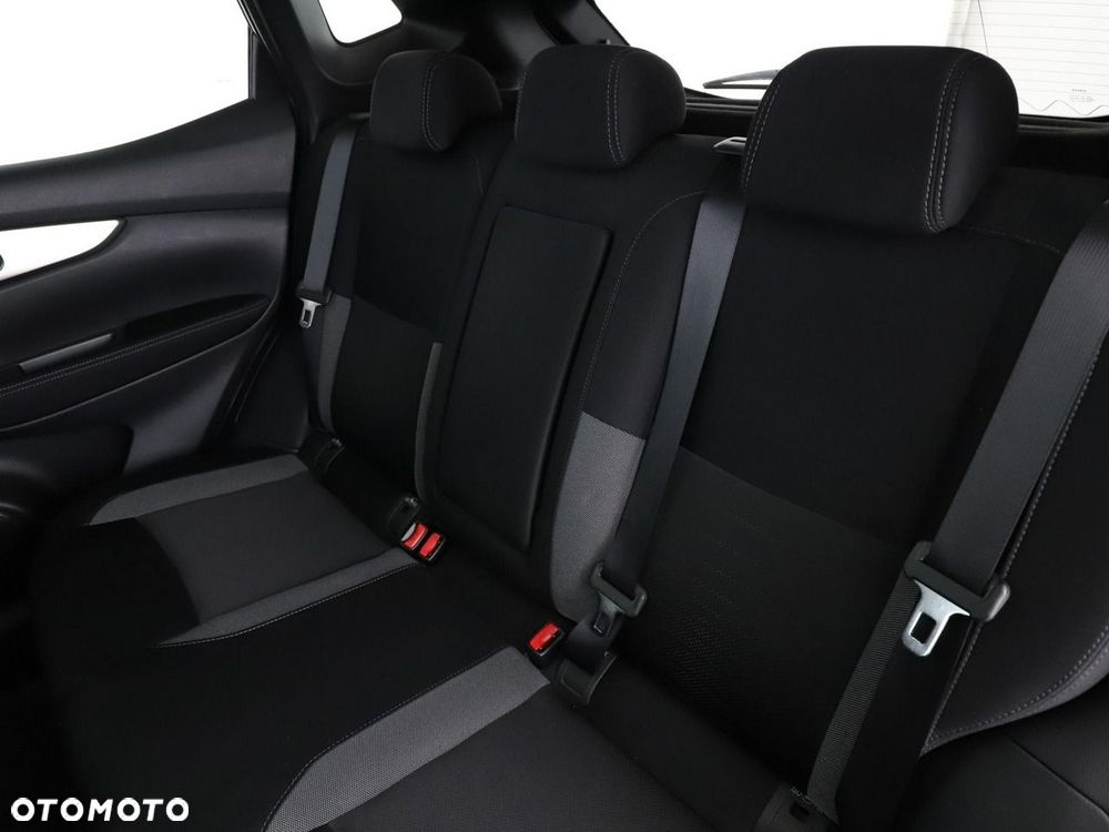 Nissan Qashqai 1.6 DCi 4x4 N-Connecta - 18