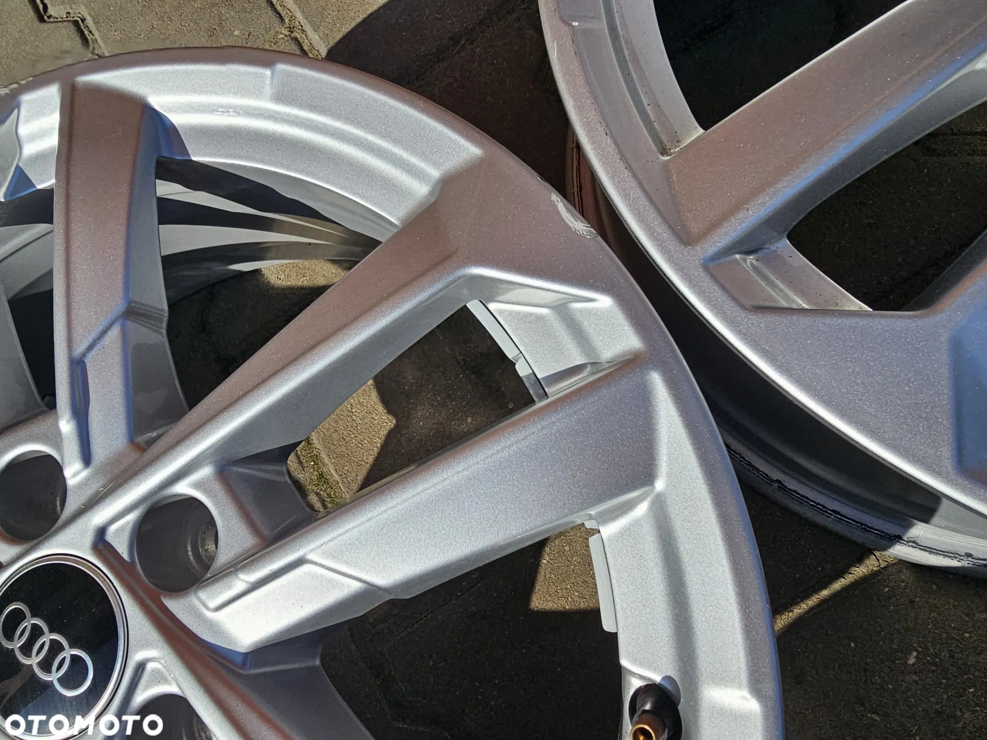 Audi OE A3 A4 A6 Volkswagen Golf Skoda Octavia Seat Leon / 8Y0601025L / 6,5Jx17 ET43 5x112 - 9