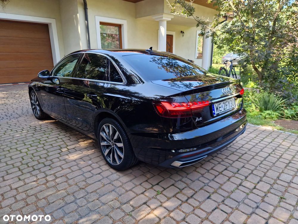Audi A4 Limousine 35 TFSI mHEV S Line S tronic - 3
